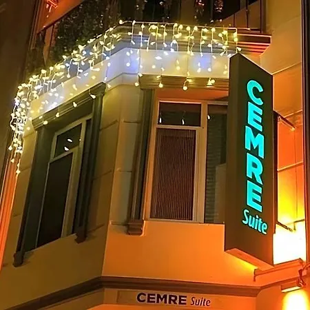 Kadikoey Cemre מלון